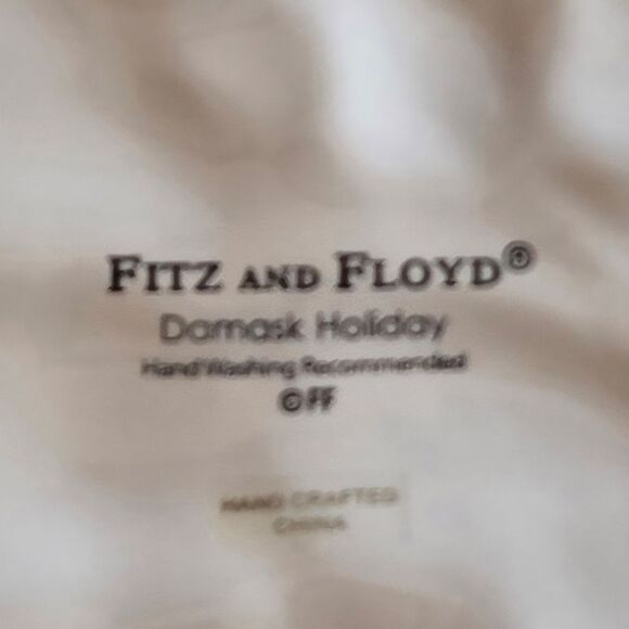 VINTAGE FITZ & FLOYD DAMASK HOLIDAY SANTA CANAPE PLATE - Picture 6 of 10